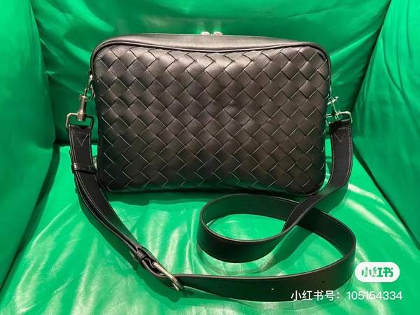 ボッテガヴェネタバッグ角部分ディテール